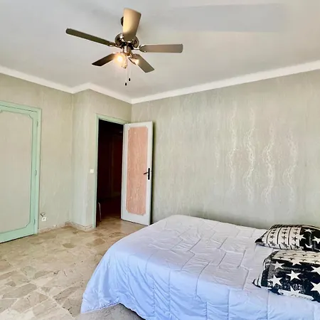 Сasa de vacaciones T3 Central, Beach And Rcm Convenience Rocabruna