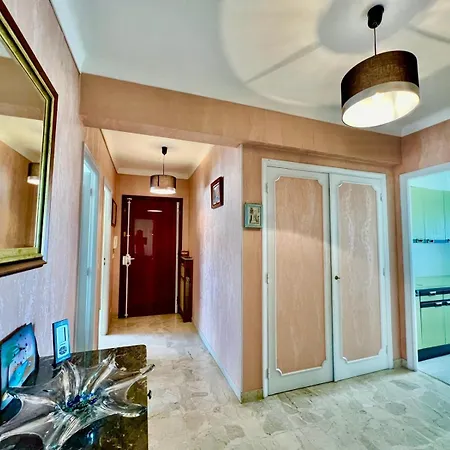 T3 Central, Beach And Rcm Convenience * Rocabruna